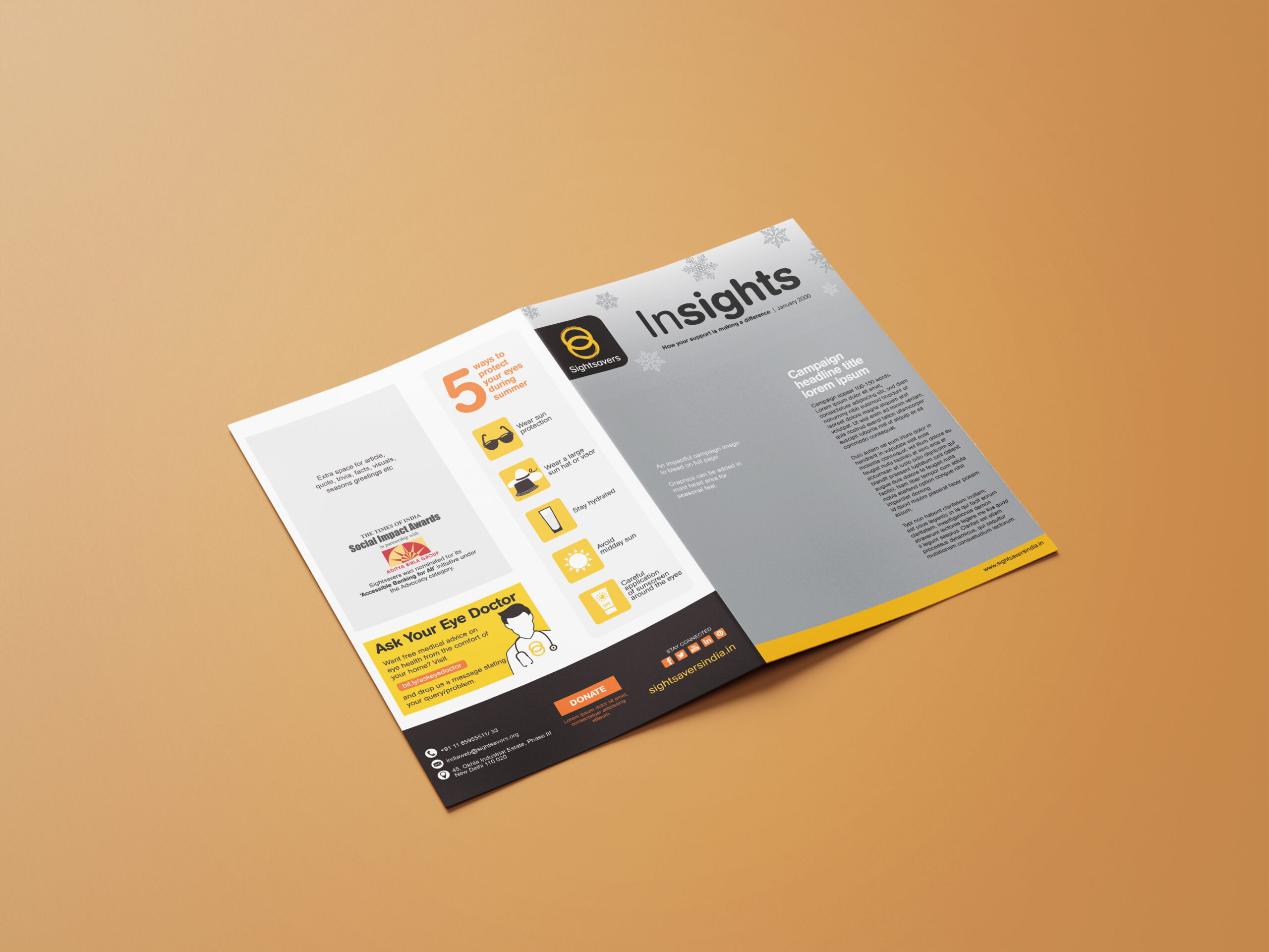 Free_US_Half_Fold_Brochure_Mockup_3@2x